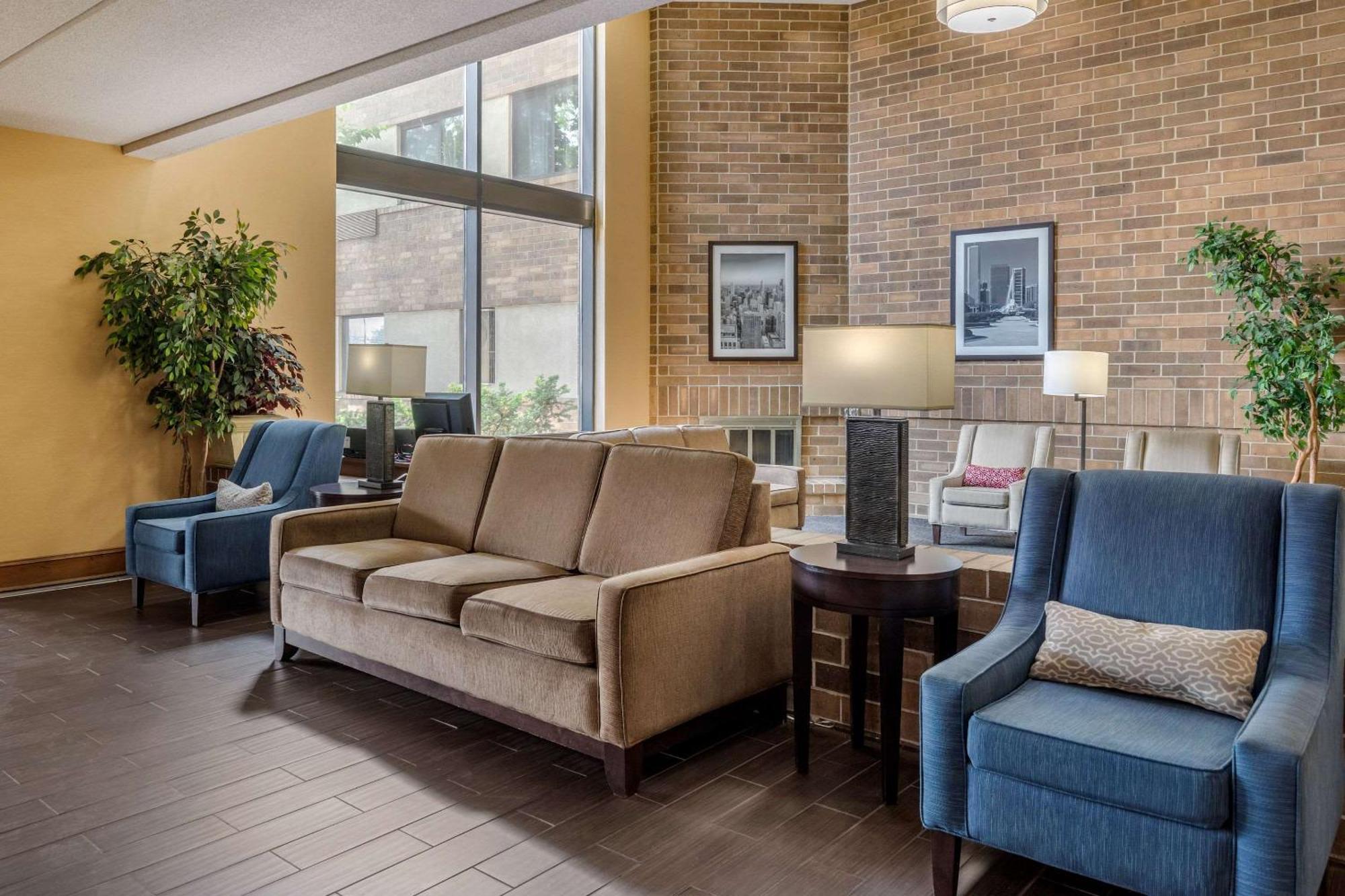 Suburban Studios Arlington Heights Elk Grove Екстер'єр фото